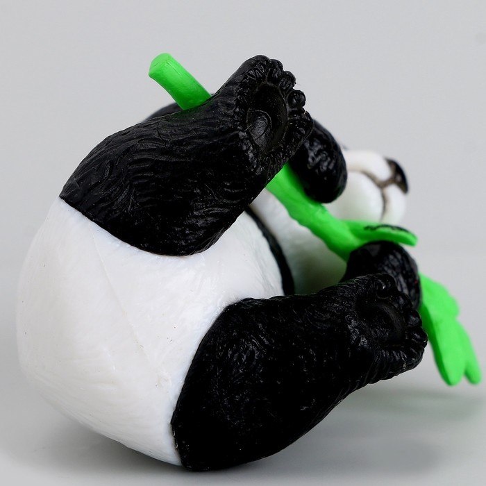 Миниатюра кукольная «Панда с бамбуком» - фото 1885788190