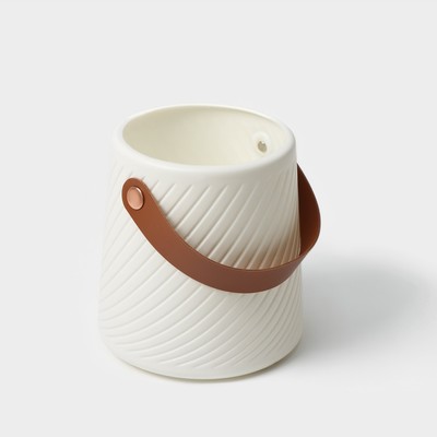 Ваза для цветов LaDо́m «Ведёрко», пластик, 1.8 л, 15×14.5×12.5 см, белая