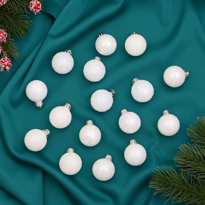 Набор шаров пластик d-3 см, 16 шт "Перл" белый - фото 11187910