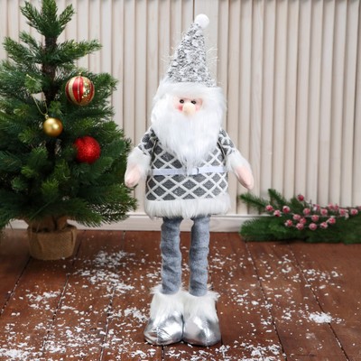 Мягкая игрушка "Дед Мороз в костюме с ремешком, длинные ножки" стоит, бело-серый