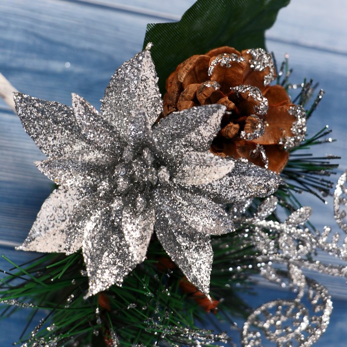 Декор "Зимние грезы" шишка серебряный цветок, 18 см