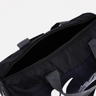 Сумка спортивная на молнии, длинный ремень, маленький размер, с принтом, чёрная/синяя - Фото 4