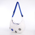 Сумка молодёжная 32×11×22 см, на молнии, с декоративными значками, белая - Фото 1