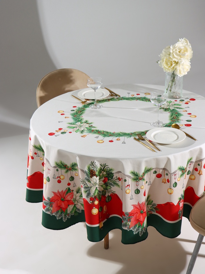 Скатерть новогодняя «Этель. Рождественский венок», d=220 см, 100% хлопок, саржа 190 г/м²