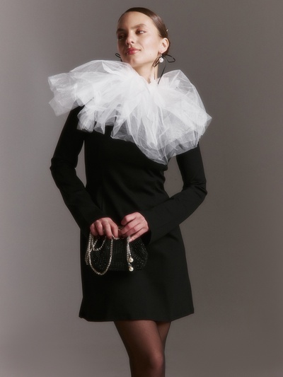 Платье мини женское MIST с акцентной линией плеч, размер 44, чёрное