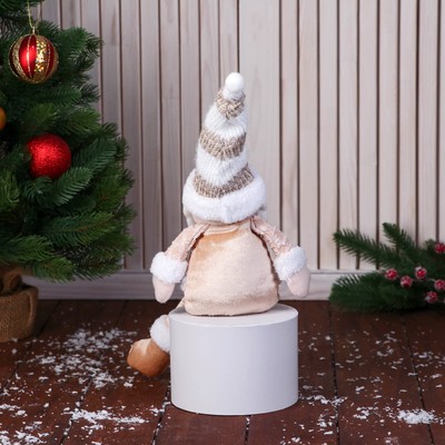 Игрушка мягкая «Дед Мороз в полосатом колпаке, с ремешком» 14×43 см, золотистая