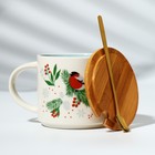 Кружка керамическая с крышкой и ложкой «Снегирь», 470 мл, цвет бежевый - фото 38842599