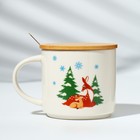 Кружка керамическая с крышкой и ложкой «Зимняя нежность», 470 мл, цвет бежевый - фото 24518879