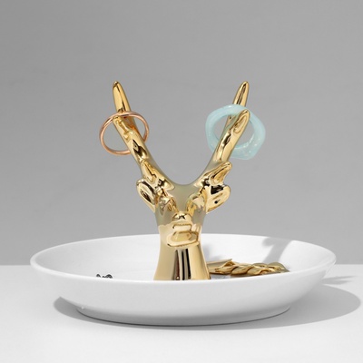 Подставка универсальная керамика «Олень»10.5×10 цвет бело-золотой