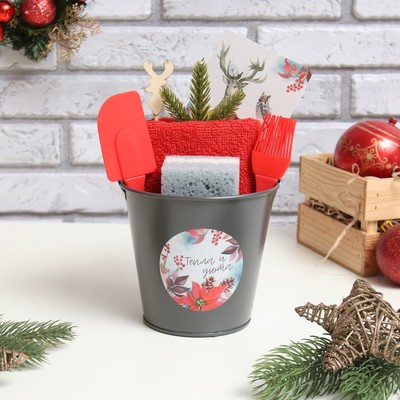 Набор новогодний подарочный Доляна «Тепла и уюта» : полотенце 30×60, лопатка, кисть, губка