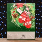 Пакет подарочный "Весёлого праздника",  33 х 42,5 х 10 см 9830377