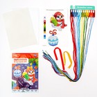 Вышивка крестиком на новый год на пластиковой канве «Снеговичок с шариком», набор для творчества - Фото 2