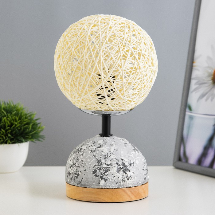 Настольная лампа «Неонила» Е14 40 Вт черный 12×12×30 см RISALUX