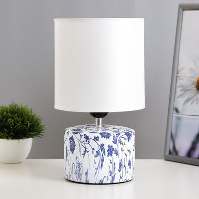 Настольная лампа "Сафари К" Е14 40Вт бело-фиолетовый 12,5х12,5х29 см RISALUX