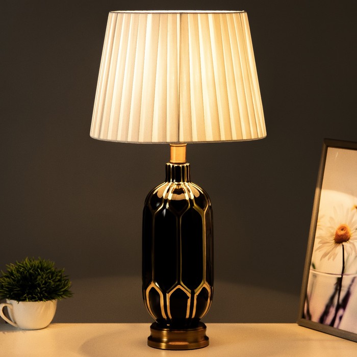 Настольная лампа "Армандо" Е27 40Вт черно-золотой 28х28х55 см RISALUX - фото 1907873835