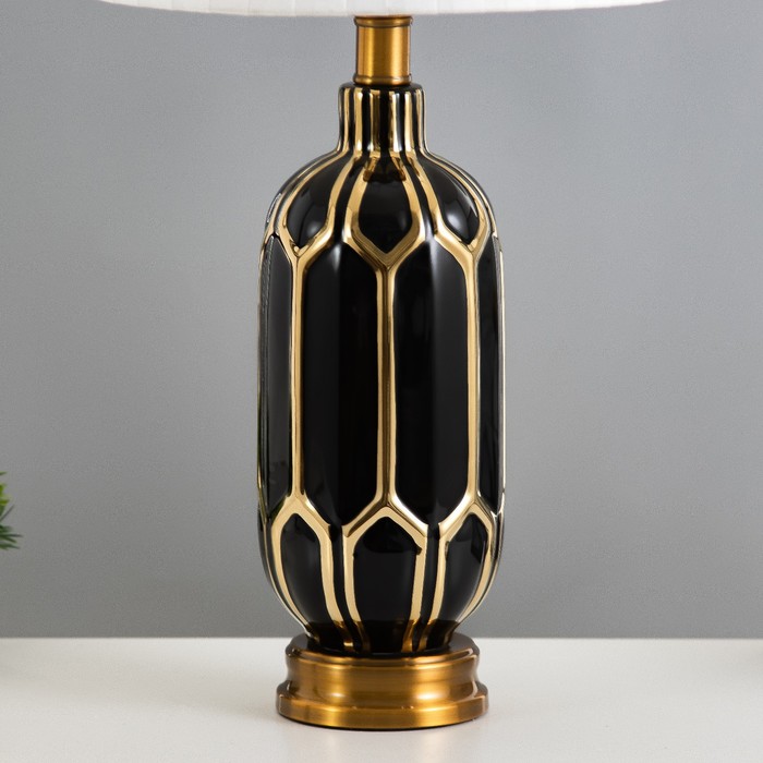 Настольная лампа "Армандо" Е27 40Вт черно-золотой 28х28х55 см RISALUX - фото 1907873836
