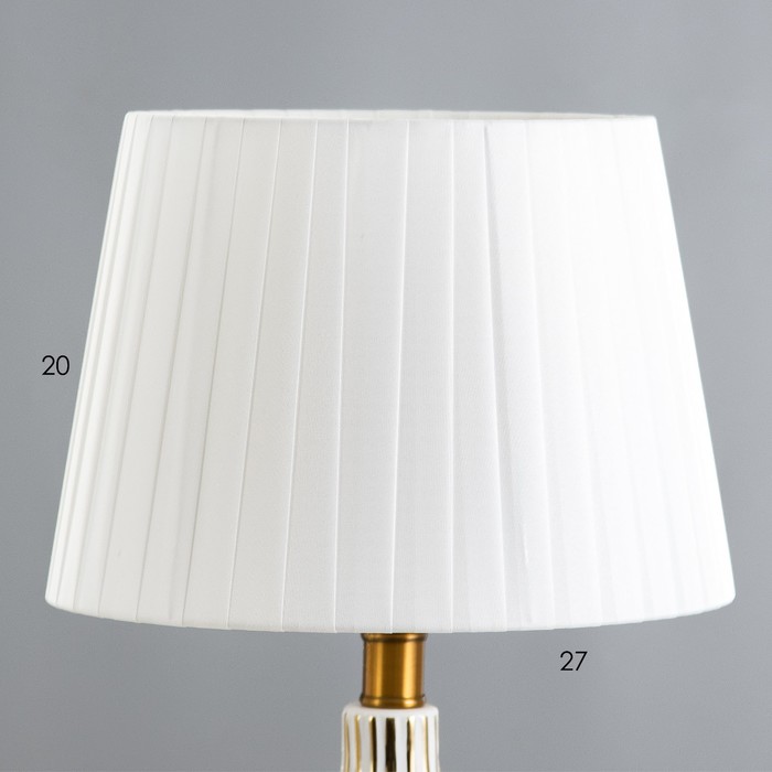 Настольная лампа "Армандо" Е27 40Вт бело-золотой 28х28х55 см RISALUX - фото 1907873843