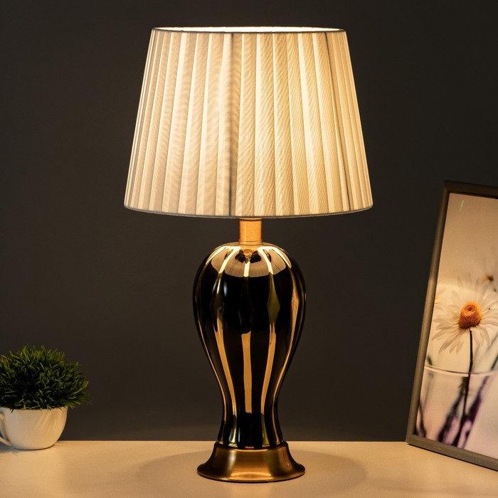 Настольная лампа "Лоренза" Е27 40Вт черный -золотой 28х28х51 см RISALUX - фото 1907873853