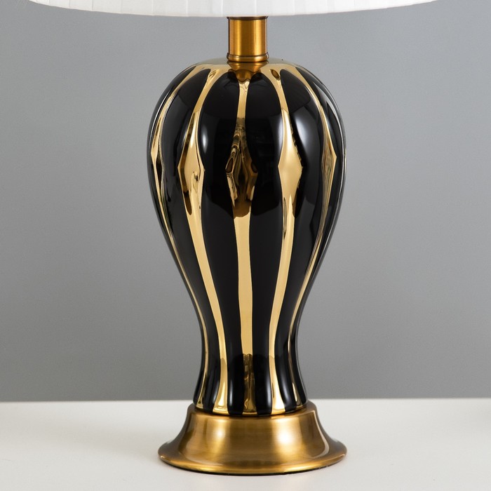 Настольная лампа "Лоренза" Е27 40Вт черный -золотой 28х28х51 см RISALUX - фото 1907873854