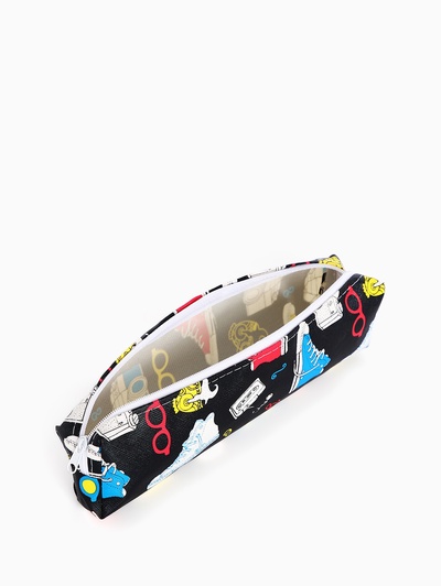 Косметичка-пенал на молнии, с рисунком, чёрная