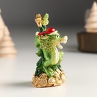 Сувенир полистоун "Китайский зелёный дракон у ёлочки в колпаке" с блёстками 3,9х3х6,2 см - Фото 2