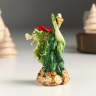 Сувенир полистоун "Китайский зелёный дракон у ёлочки в колпаке" с блёстками 3,9х3х6,2 см - Фото 4