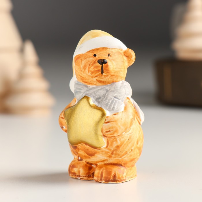 Сувенир керамика "Мишка со звёздочкой, в колпаке и шарфике" 3х3х6,2 см - Фото 1