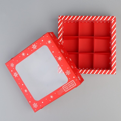 Коробка под 9 конфет «Новогодний подарок», 14.5×14.5×3.5 см