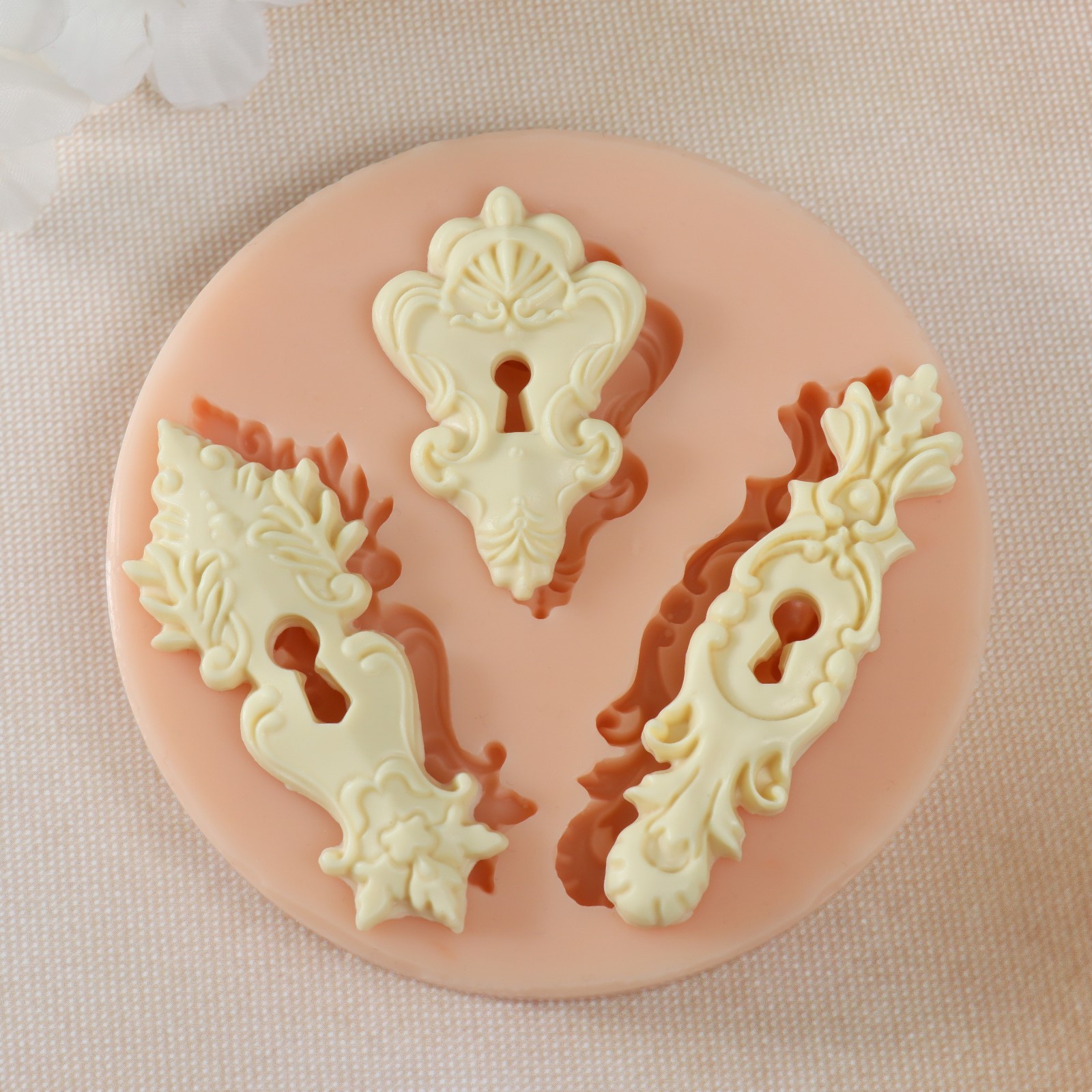 Молд силикон "Замочные скважины" 6,3х2,3х0,3 4,5х3х0,3х 6,7х1,5х0,3 см ...