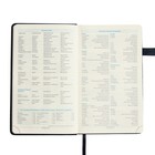 Ежедневник недатированный А5, 136 листов PREMIER, твёрдая обложка, искусственная кожа, ляссе, магнитный хлястик, бежевый блок 70 г/м2, тёмно-синий - фото 23529015