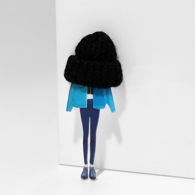 Брошь «Девочка» в джинсовке, цветная в серебре