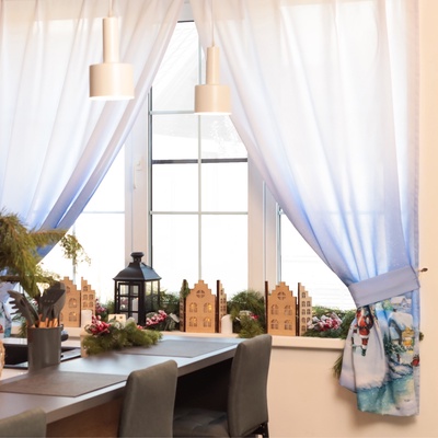 Комплект штор для кухни с подхватами «Рождественский вечер» 145×180 см-2 штуки, 100% п/э