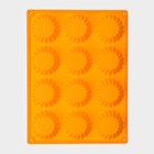 Форма для выпечки Доляна «Сладости. Круг реб», силикон, 28×21 см, 12 ячеек, d=6 см, d по дну = 4 см, оранжевая - Фото 6