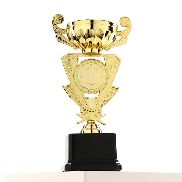 Кубок 182B, наградная фигура, золото, подставка пластик, 24 × 12 × 8,5 см. - фото 1909356376