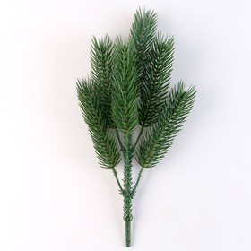 Еловая ветка зелёная, размер: 36 × 20 см, 1 шт.