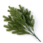 Еловая ветка зелёная, размер: 47×31 см, 1 шт. - фото 57986891