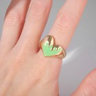 Кольцо «Сердце» флюидное, цвет зелёный в золоте, безразмерное - фото 7831006