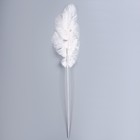 Декор из перьев «Фонтан» на ножке, высота — 68 см - фото 7831330