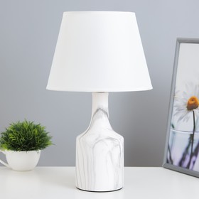 Настольная лампа "Изель" E14 40Вт бело-серый 22,5х22,5х37 см RISALUX