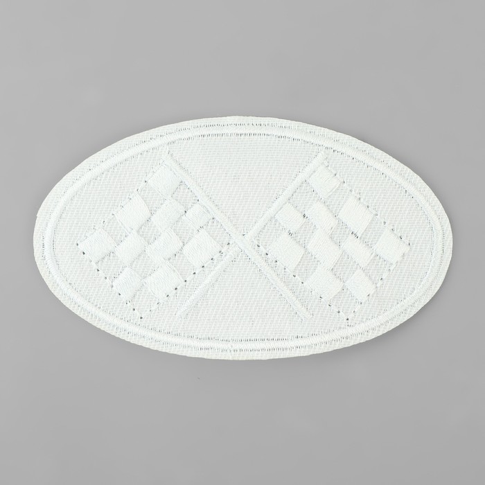 Термоаппликация «Флажки», 8,4 × 5 см, цвет белый