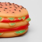 Игрушка пищащая "Гамбургер с салатом" для собак, 9,5 см - Фото 4