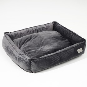 Лежанка для кошек и собак велюровая Pet Lab, 55×50×15 см, серая