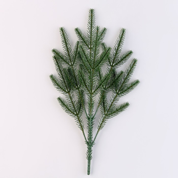 Еловая ветка зелёная, размер: 44 × 26 см, 1 шт. - Фото 1