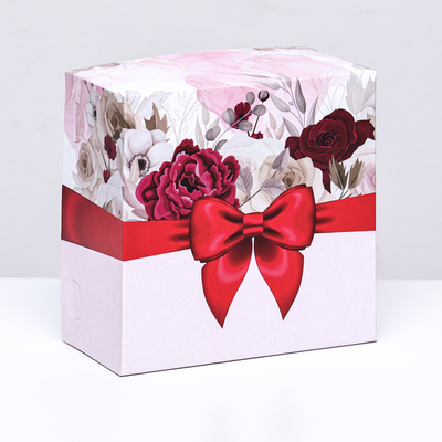 Коробка для торта "Красный бант", 13,5 х 13,5 х 6,8 см