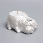 Свеча "Бульдог" в подсвечнике из гипса,8х12х4,5см, белый перламутр - фото 23137402