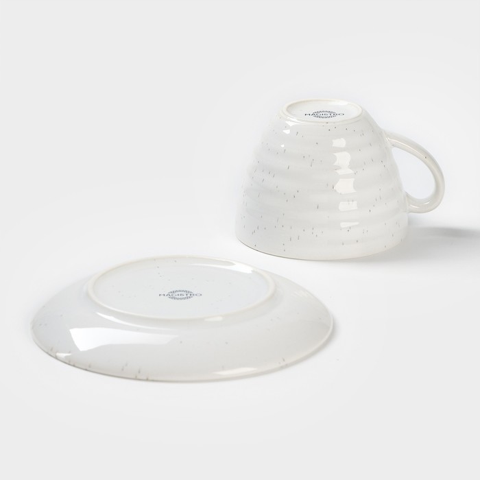 Чайная пара фарфоровая Magistro Urban, 2 предмета: чашка 200 мл, блюдце d=14,2 см, цвет белый в крапинку - фото 1906455657