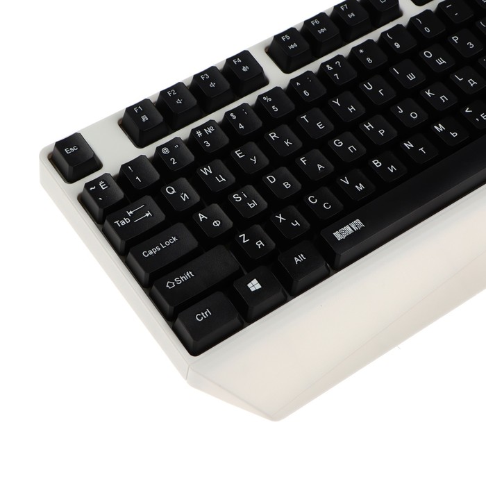 Клавиатура Qumo Twins K68, игровая, проводная, мембранная, 104 клавиши, USB, подсв, чёрная