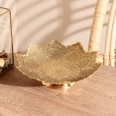 Блюдо «Лепестки», с узором, 21×21×5.7 см, латунь