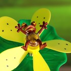 Декор садовый "Лягушка на цветке", штекер 60 см, микс цвета - Фото 2