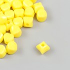 Бусины для творчества пластик "Кубик со сплющенными краями" жёлтый набор 30 гр d=0,8 см - фото 1379570